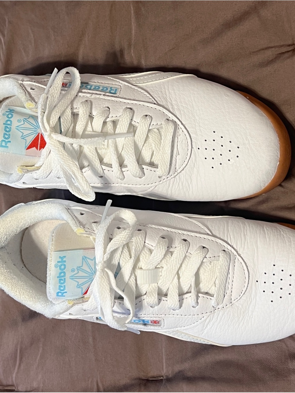 Reebok Freestyle lo White Leather SneakersLight Blue Logo and GumSole never worn - Picture 4 of 8